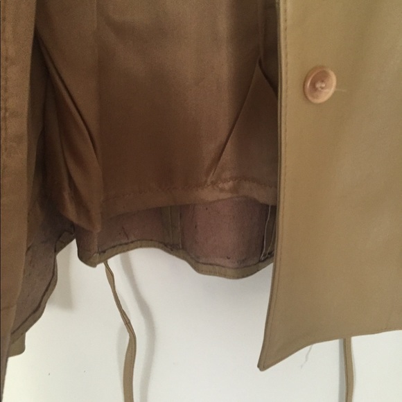 Lipel Day Belted Leather Jacket - Picture 7 of 11